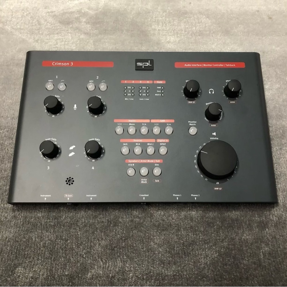 SPL Crimson Model 1700 V3 USB,
Matrix Monitor Controller, Talkback (black)